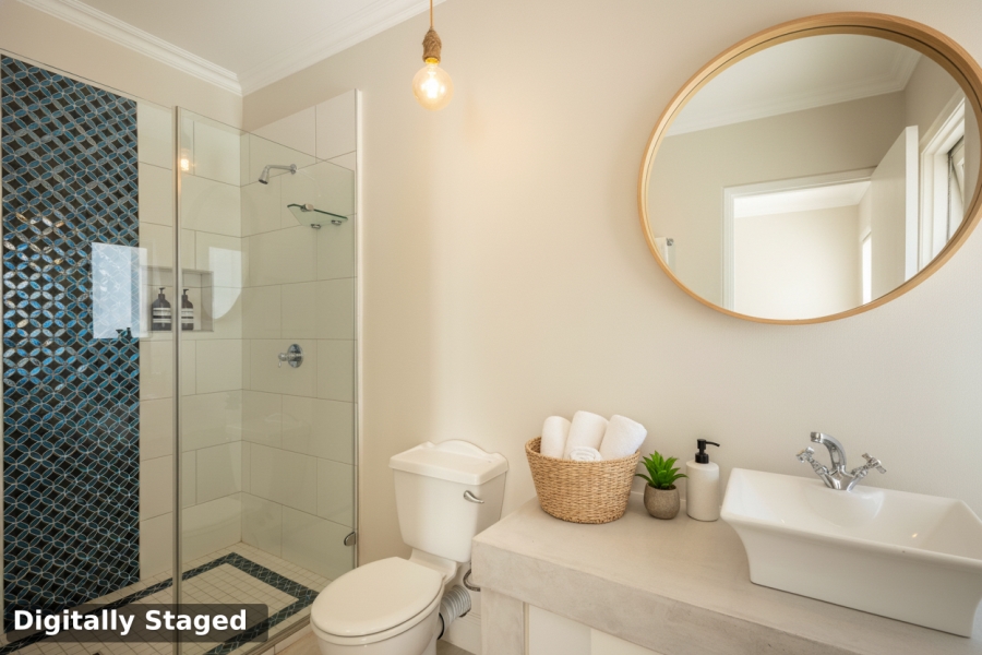 5 Bedroom Property for Sale in Whale Rock Western Cape